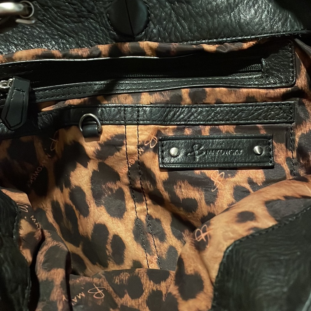 Black Leather B. Makowski Shoulder Bag with Leopard Lining - Picture 8 of 10